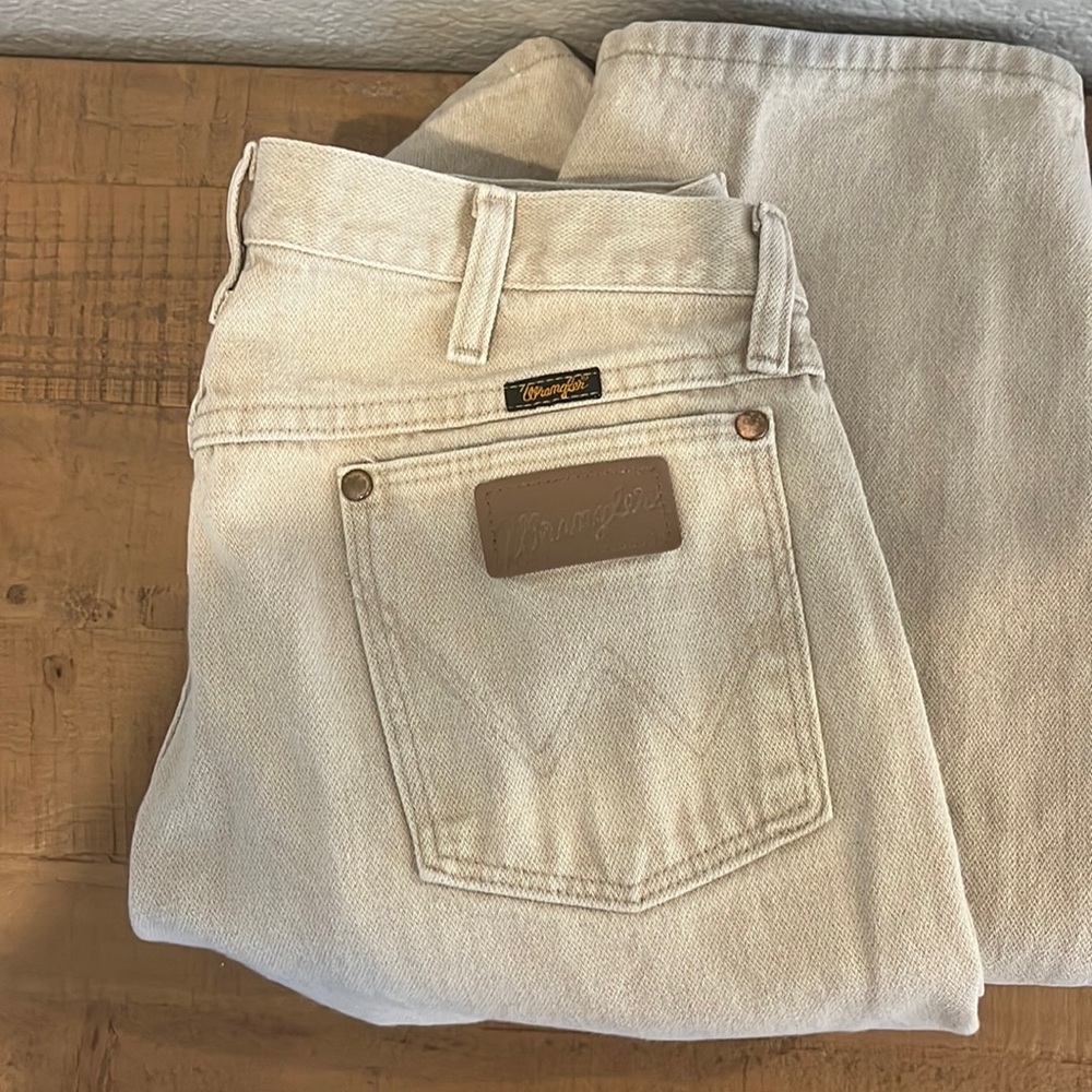 Men’s Distressed Khaki Wranglers